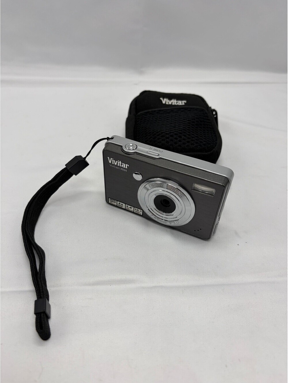 Vivitar ViviCam X024 10.1MP Digital Gray Digital Camera Tested Working W/Case